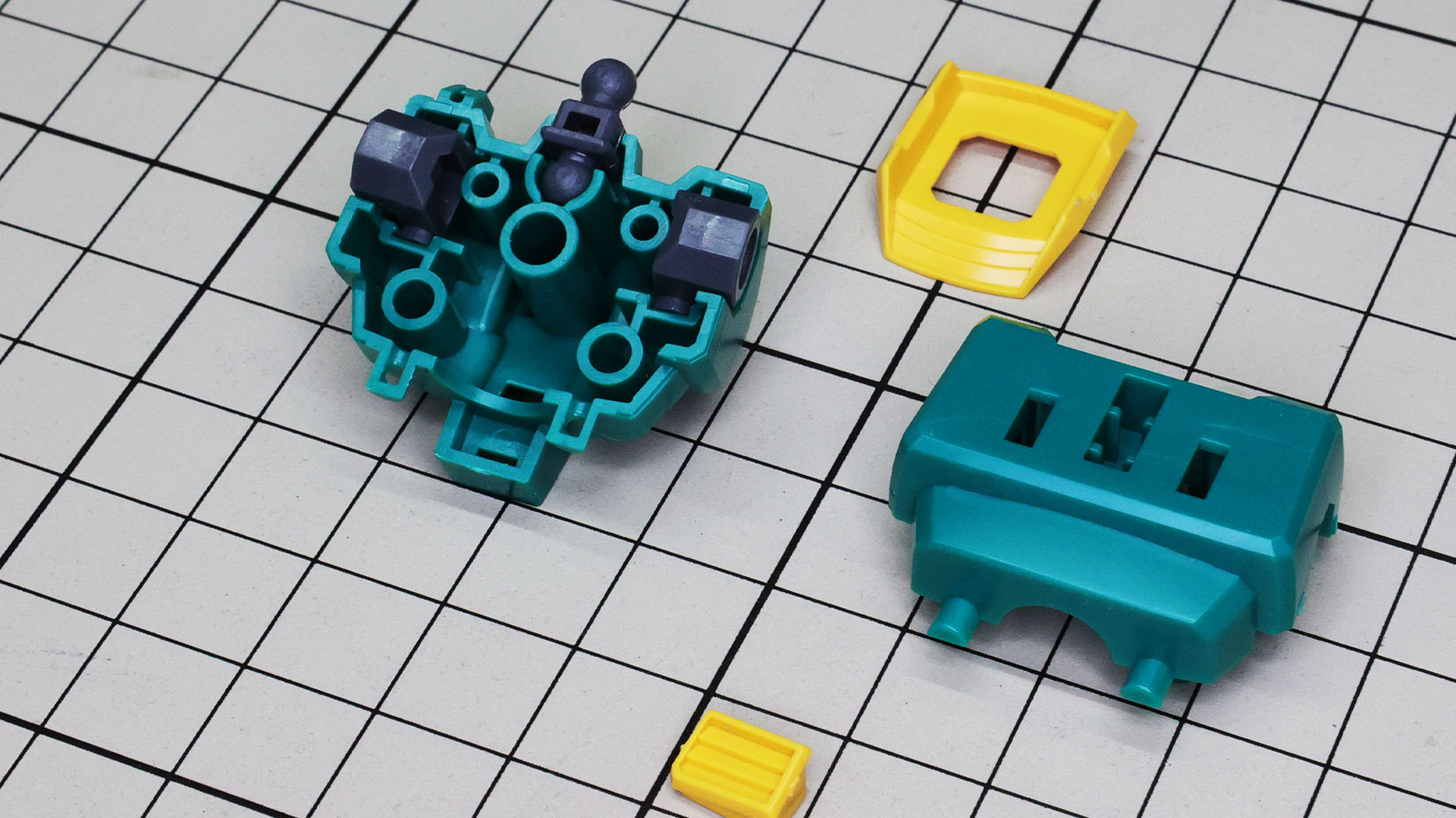 ポリパーツでの肩と首の関節部