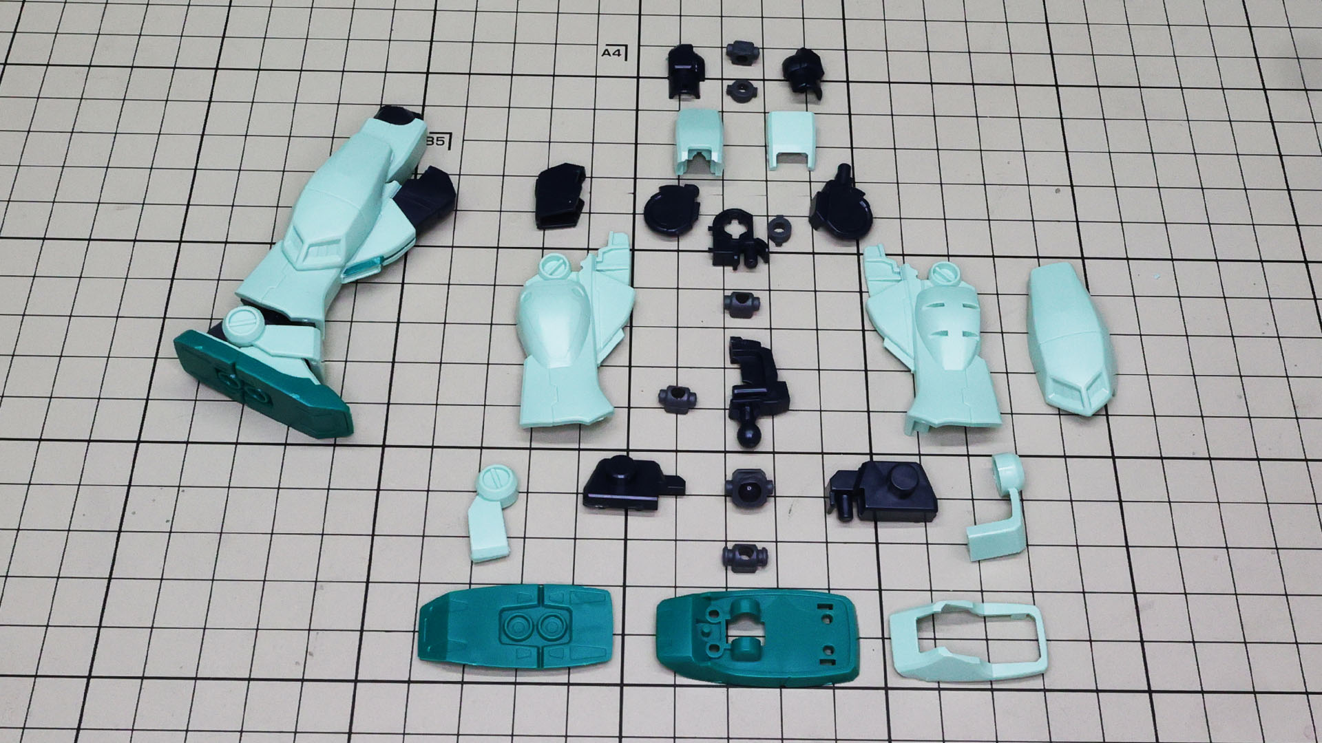 脚部も強化された推進器等盛りだくさんの内容です