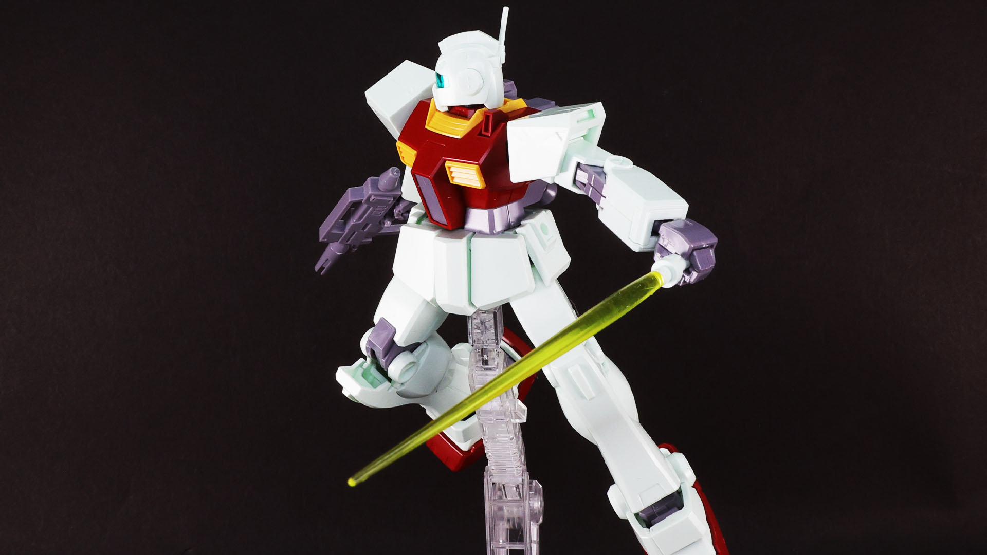 グリーン・ノアに侵入してきたエゥーゴを迎え撃つ！