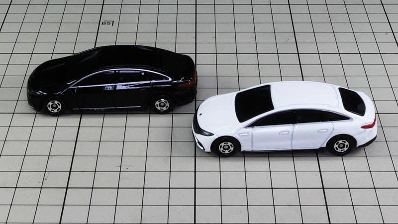 サイド：ロングボディのサイドビュー