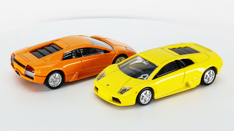 実車のホイール形状を忠実に再現しています