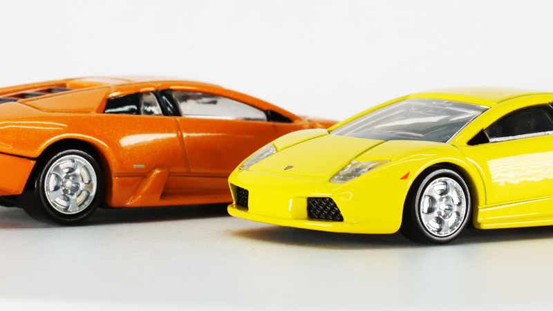 実車のホイール形状を忠実に再現しています