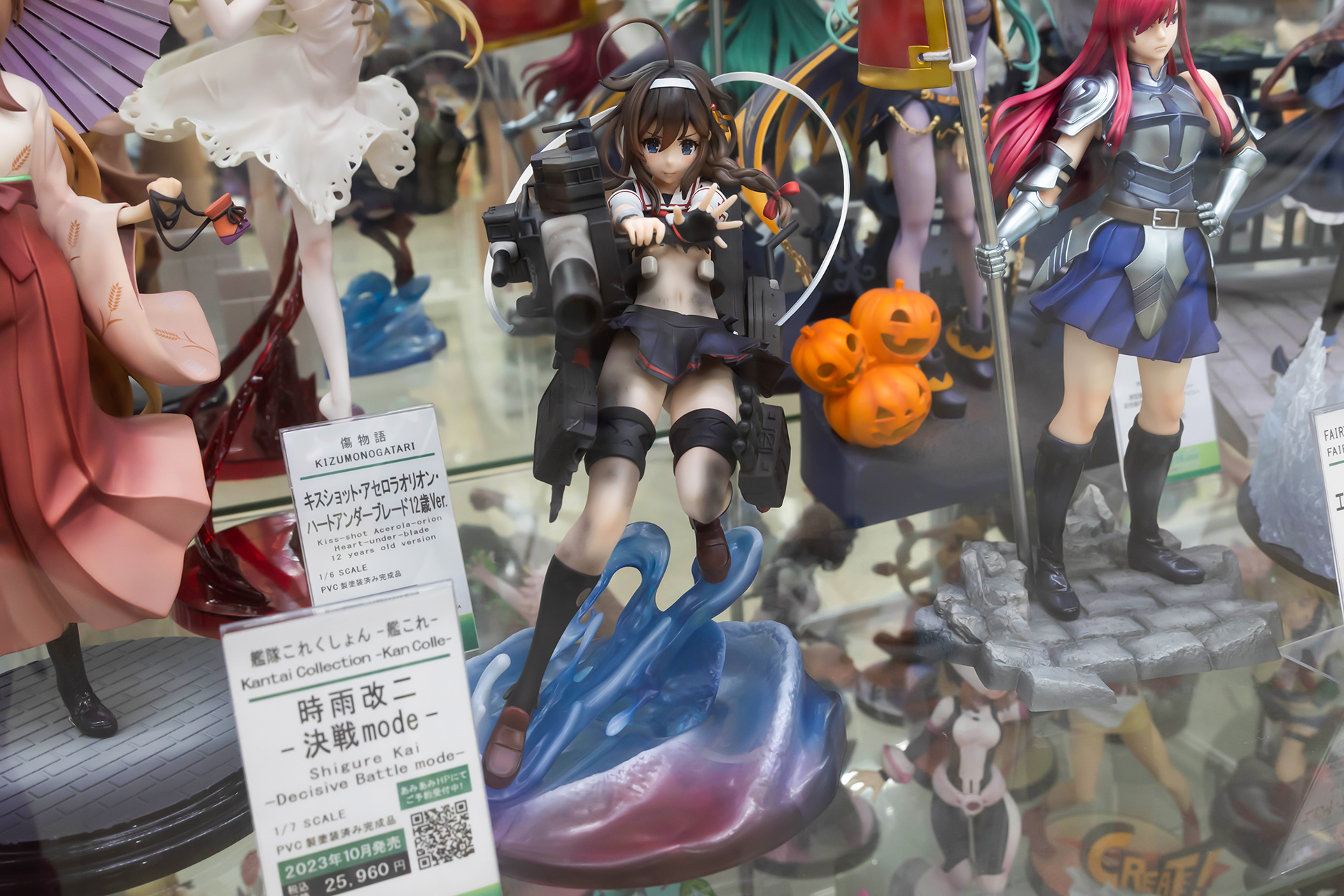 フィギュアの材質はPVCとABS、全高は約220mmだ