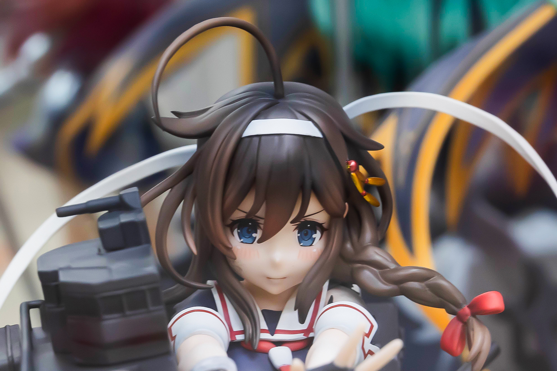 青くて大きな瞳がかわいらしい