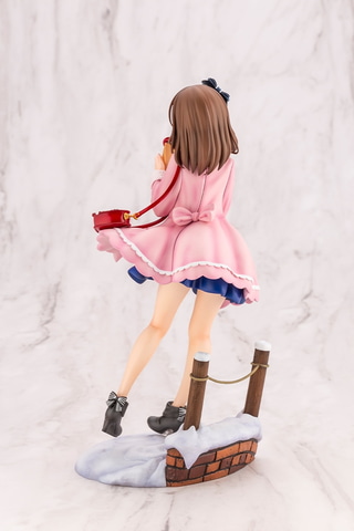 デレマス」より「佐久間まゆ-off stage-」フィギュアがコトブキヤから
