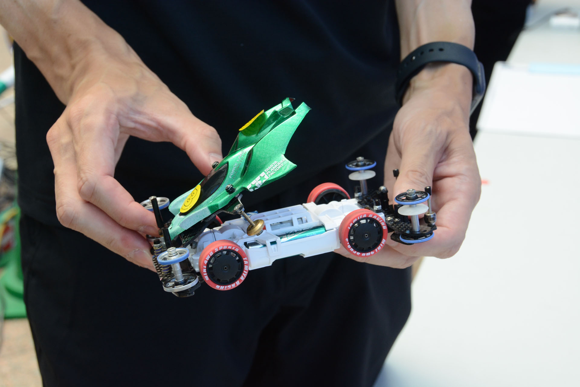 ボディが上に跳ね上がる提灯と呼ばれる改造