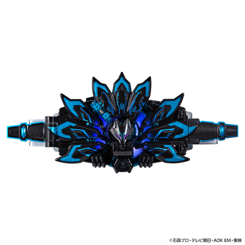 映画「仮面ライダーギーツ 4人のエースと黒狐」よりなりきり玩具