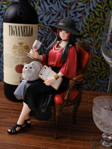 漫画家クリムゾンさんがフィギュア化。DMM通販にて予約開始 - HOBBY Watch