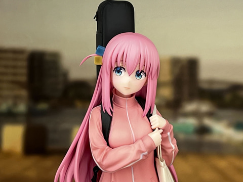 ぼっち・ざ・ろっく！」よりぼっちちゃん＆山田リョウのスケール