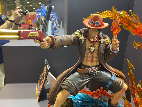 ワンピース」より、「ポートガス・D・エース」の全高約55cm