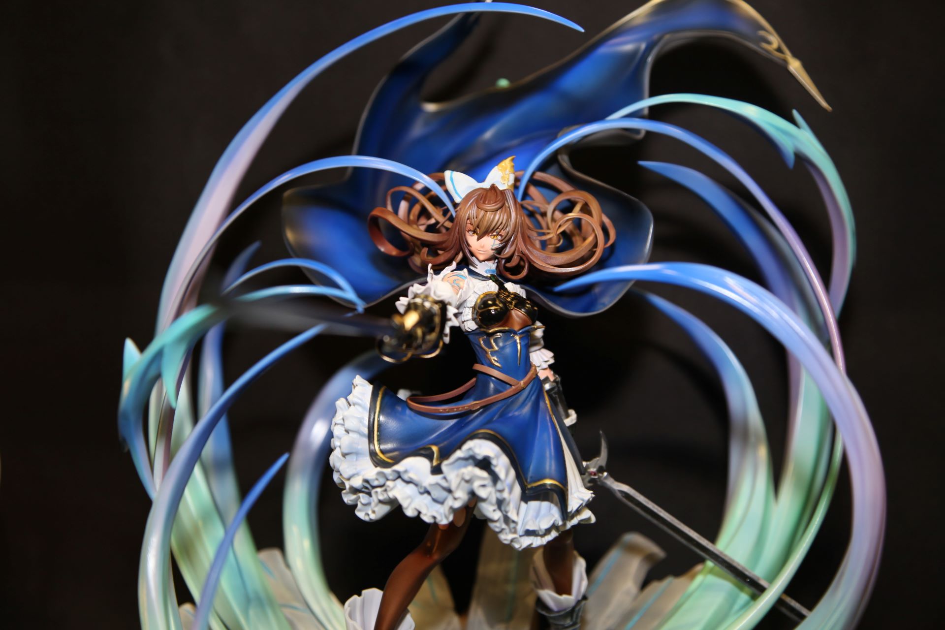 「ザリの巣」の「にじさんじ」より月ノ美兎（地雷）