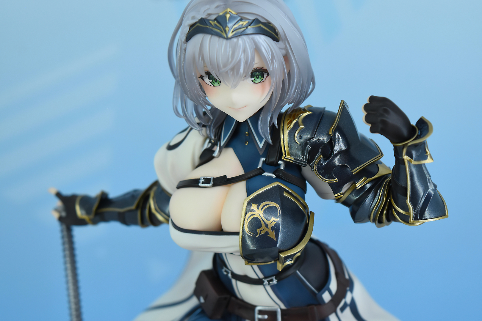 色々な意味で大迫力の団長。付属のメイスのクオリティも高い