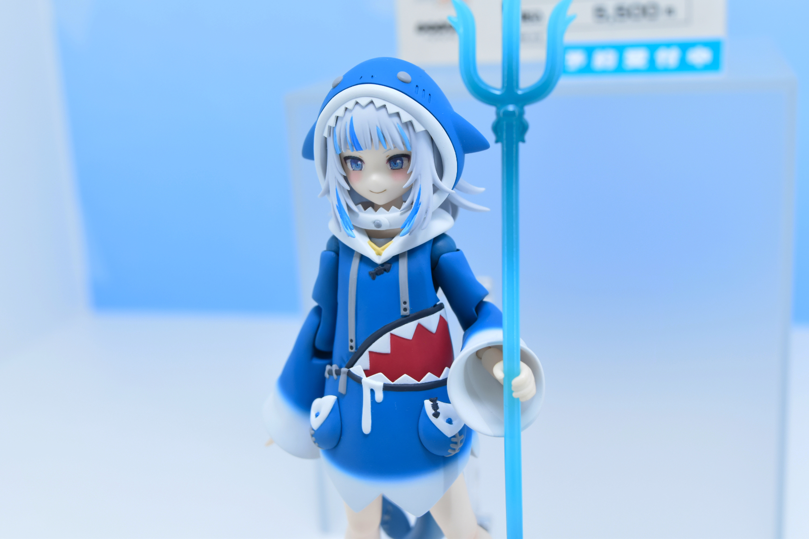 アクションフィギュアの命題ともいえる、関節はかなり目立たない作りに