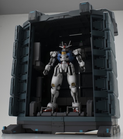 HG ガンダムエアリアル」などを格納可能！ ジオラマ「G