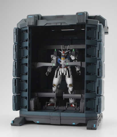 HG ガンダムエアリアル」などを格納可能！ ジオラマ「G