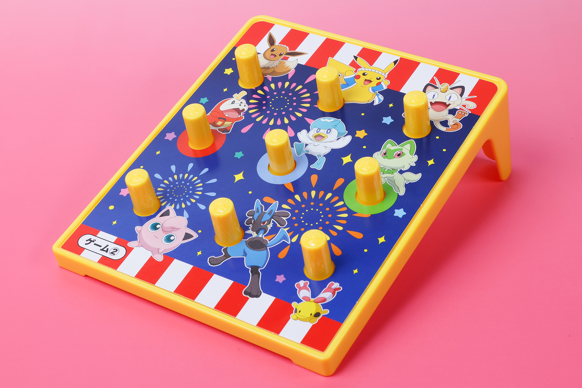 お祭り気分の絵柄になっており、夏の夜の雰囲気が良く出ている