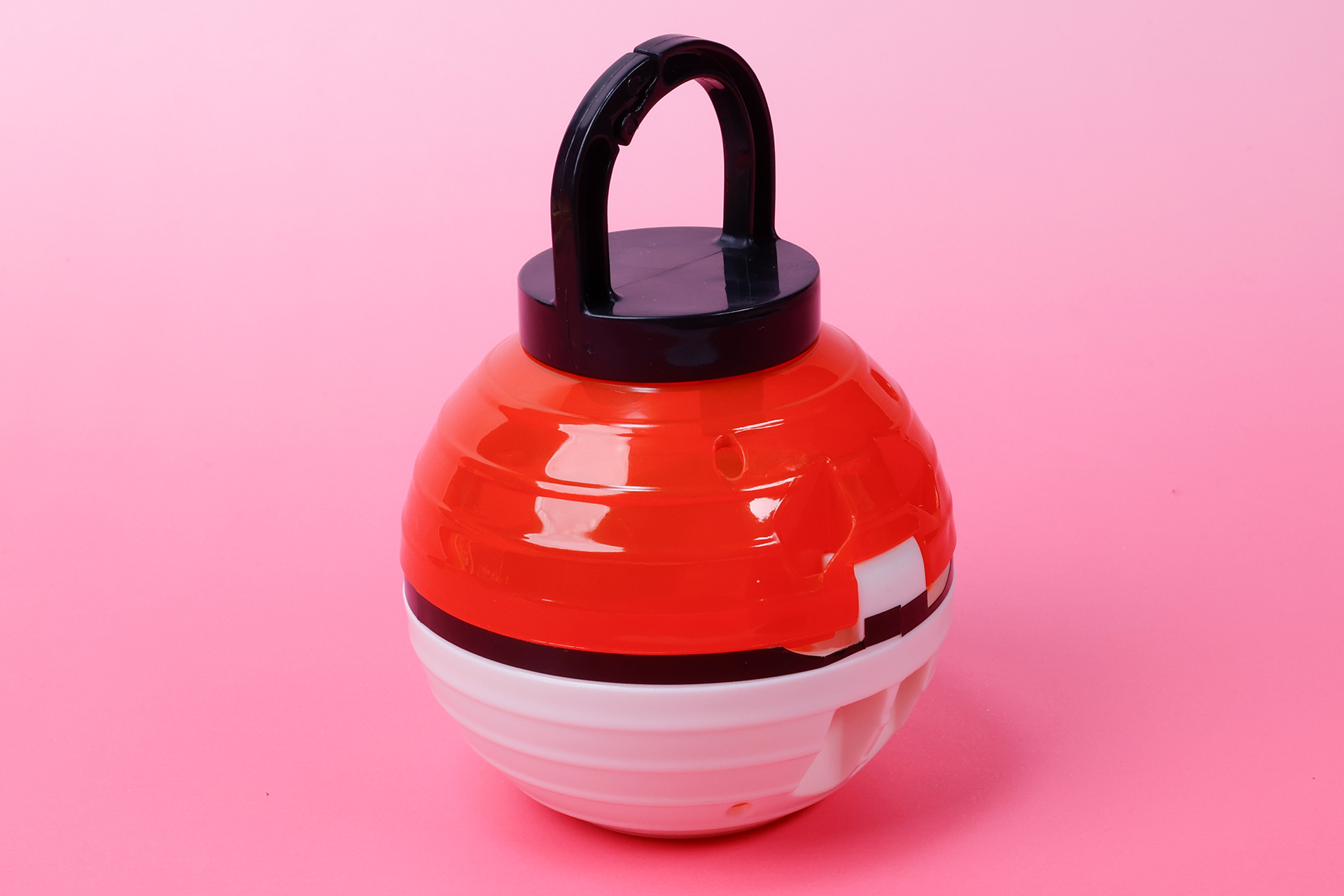 全体的に丸っこいデザインがかわいらしい