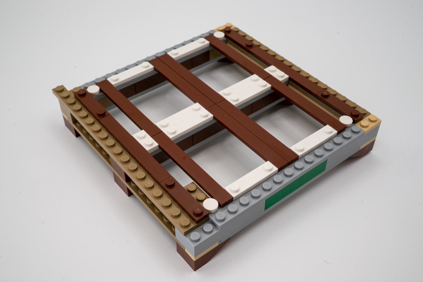 袋3で土台となる梁の部分を構築
