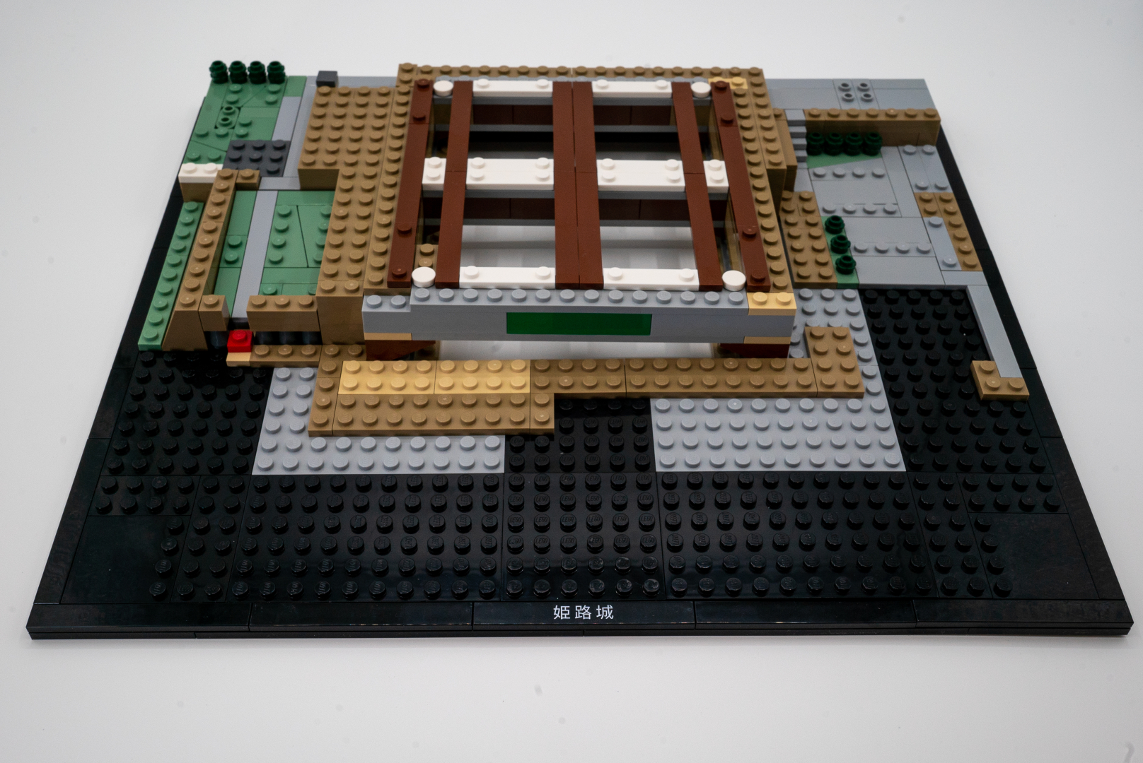 袋3の完成形。梁があるユニットを組み込んだことにより、いよいよ築城感が沸いてくる！