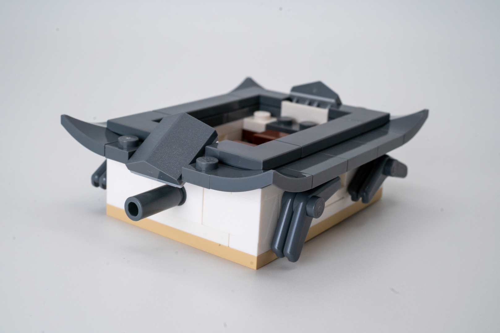 一見戦車風の2層目が完成