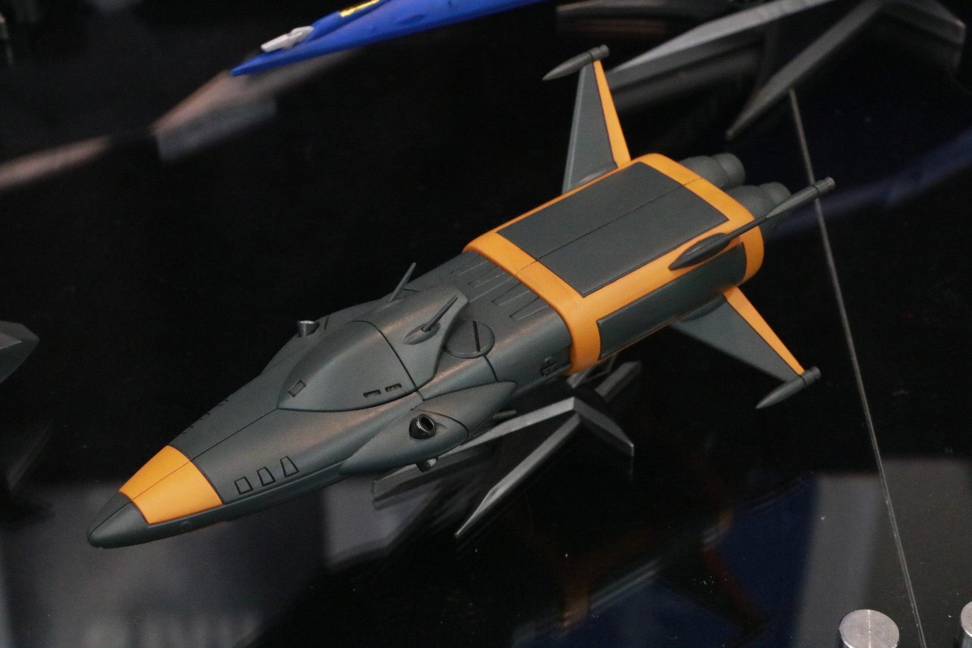 (C)BANDAI VISUAL・FlyingDog・GAINAX