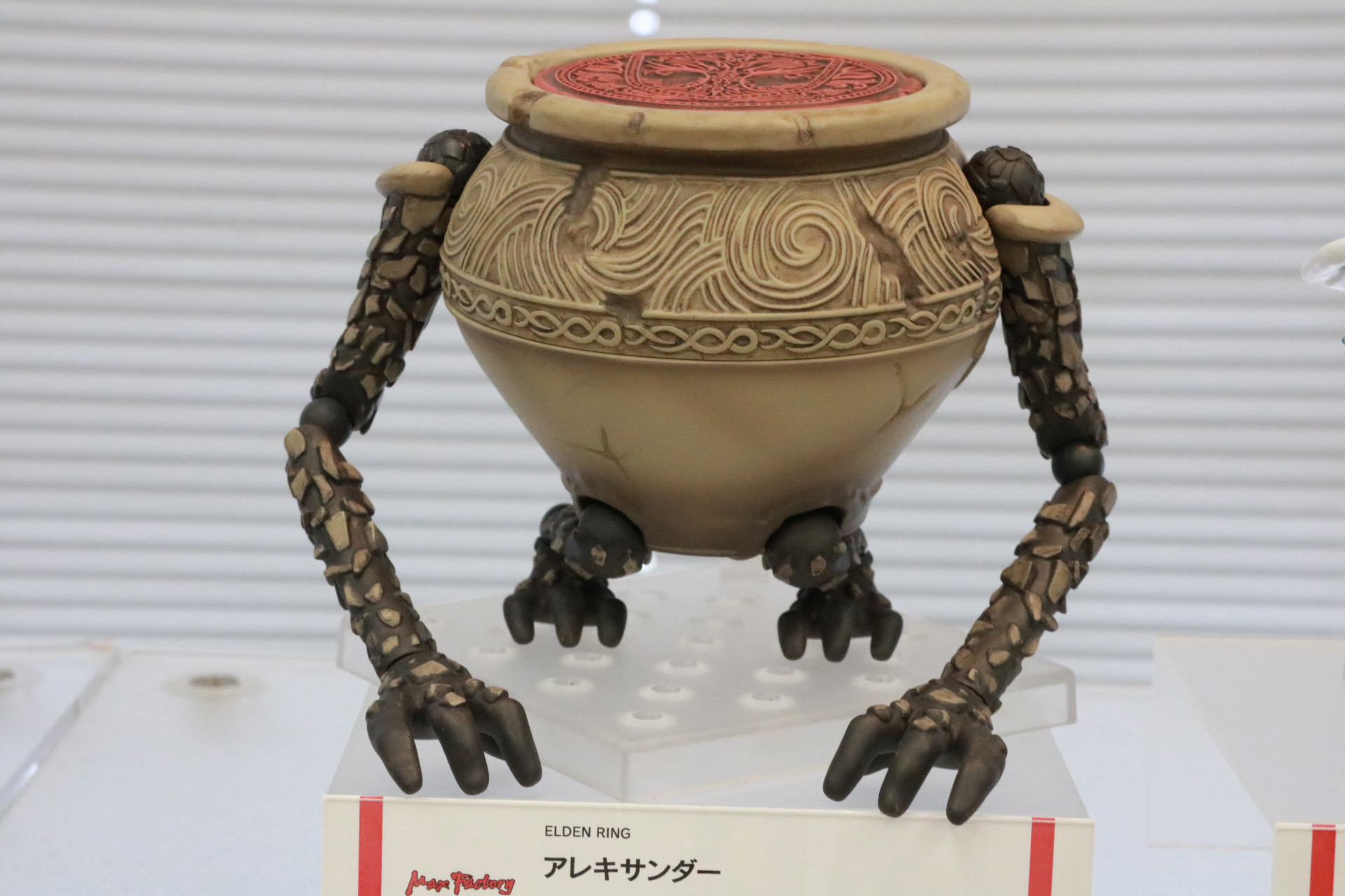 発売時期：未定/価格：未定