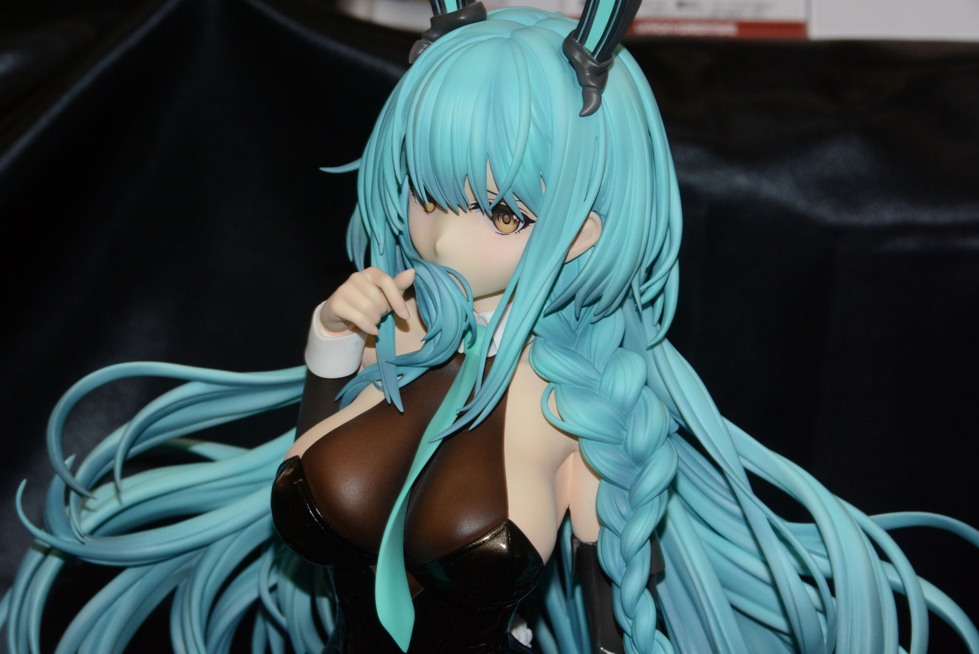 (C)2017 Manjuu Co.,Ltd. & Yongshi Co.,Ltd.All Rights Reserved. (C)2017 Yostar,Inc.All Rights Reserved.