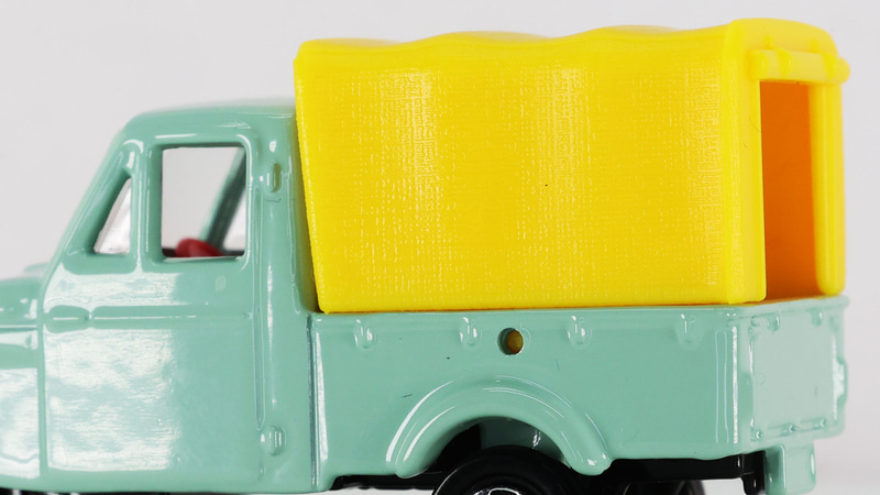 幌には細かなディテールがあります