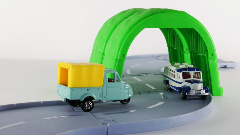 今回の歴代名車コレクションは山道が似合う！