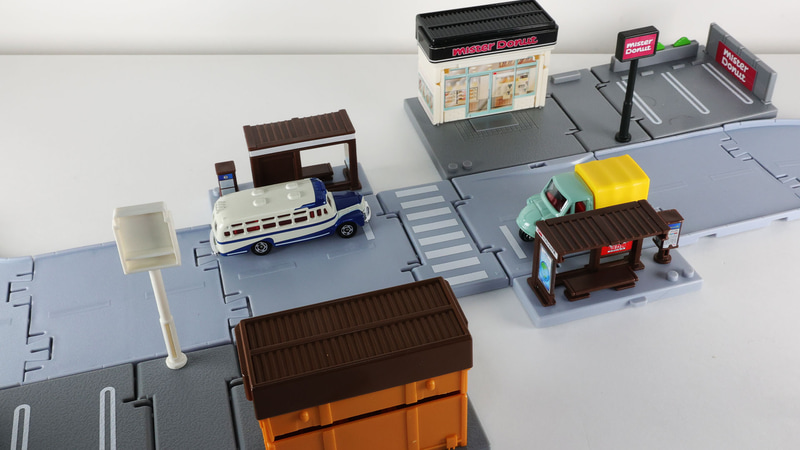 街中で昭和フェアを開催！レトロなクルマが街中を走ります