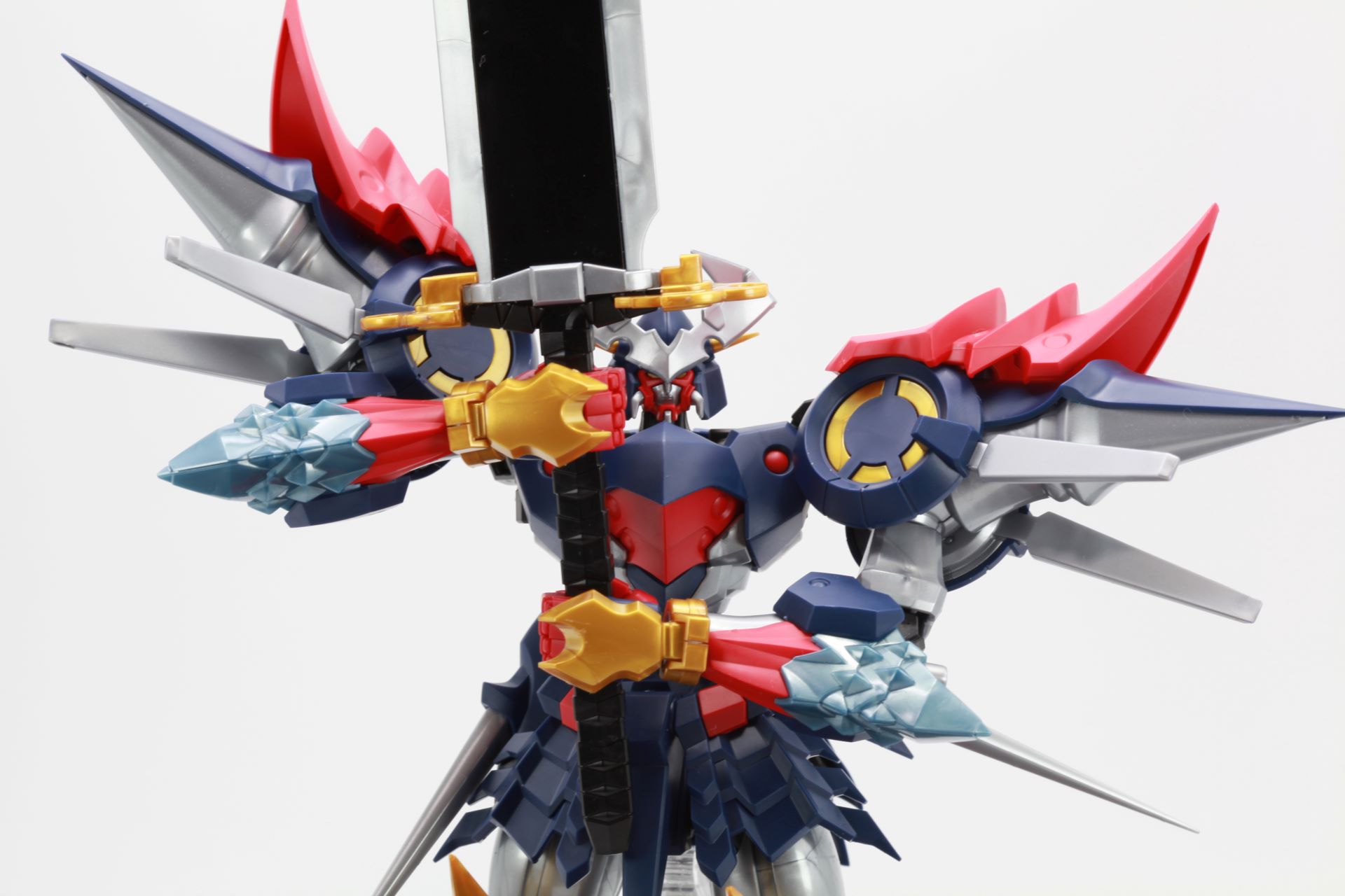 「大剣」状態に変化する斬艦刀シーン