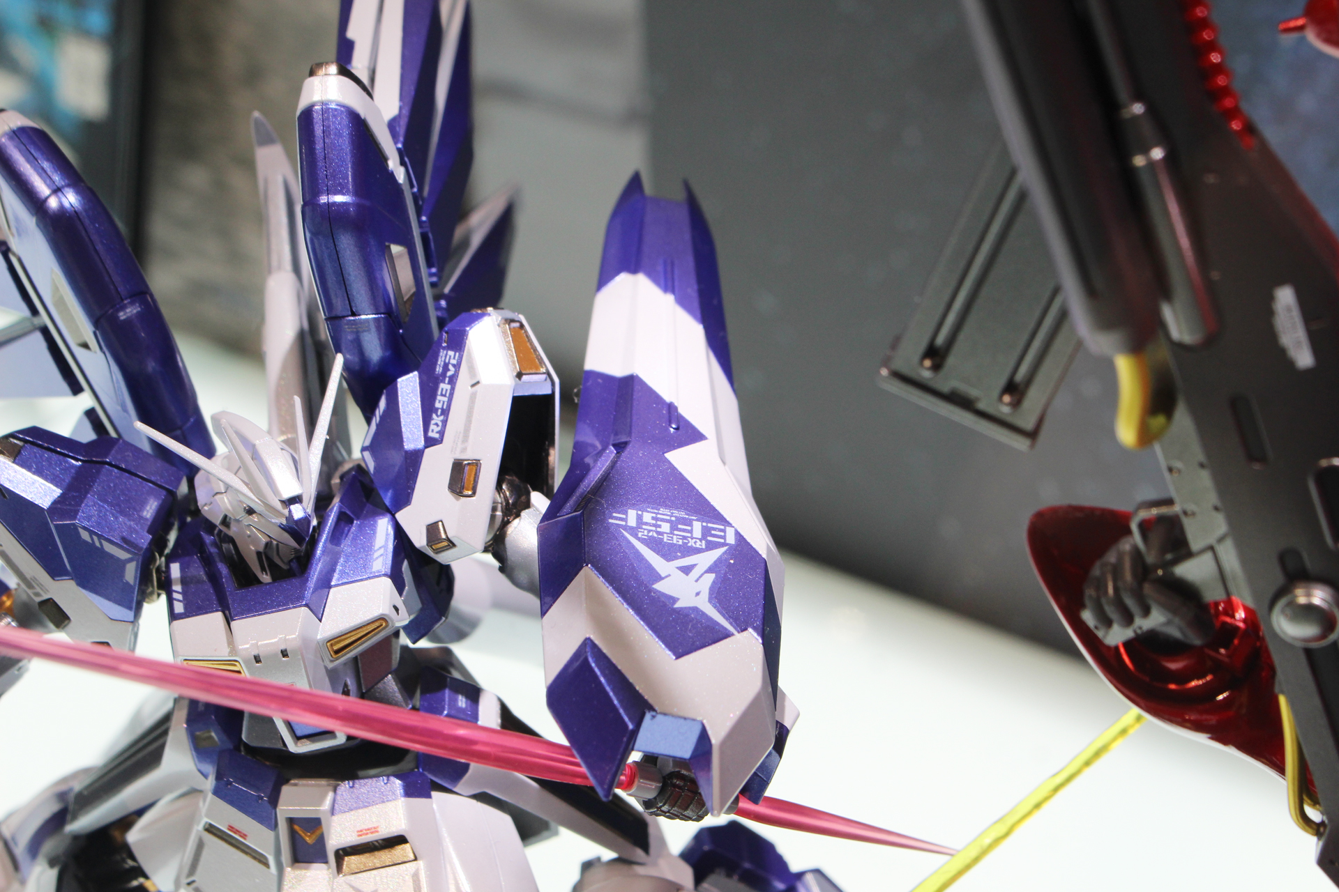 METAL ROBOT魂らしい、マーキングの格好良さにも注目してみたい