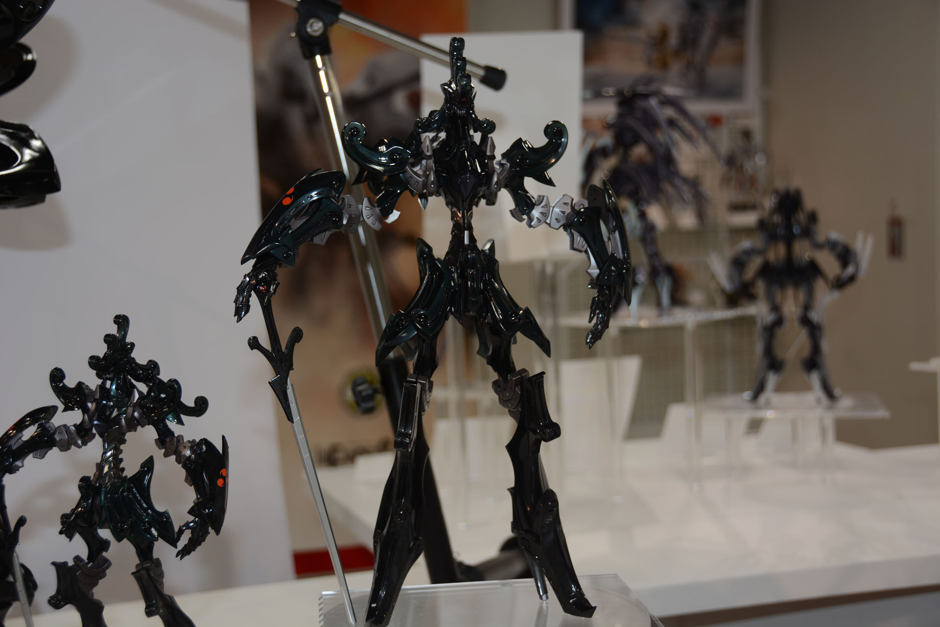 レジン製ガレージキットとして商品化された「HSGK 1/72 ダッカス・ザ・ブラックナイト」。価格は55,000円。会場で再販品が限定販売されている