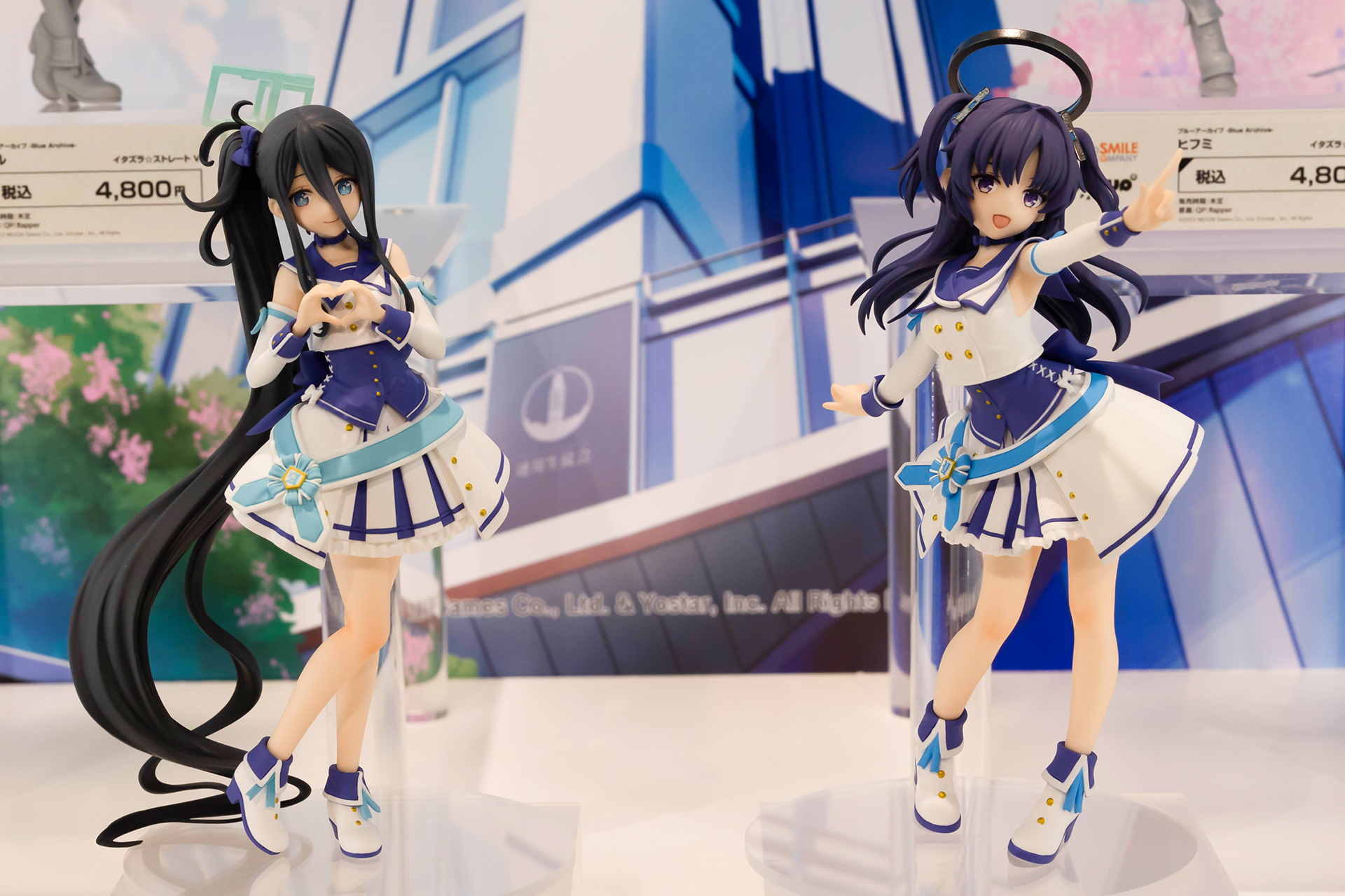 写真左が「アリス イラズラ☆ストレートVer.」で右が「ユウカ イラズラ☆ストレートVer.」