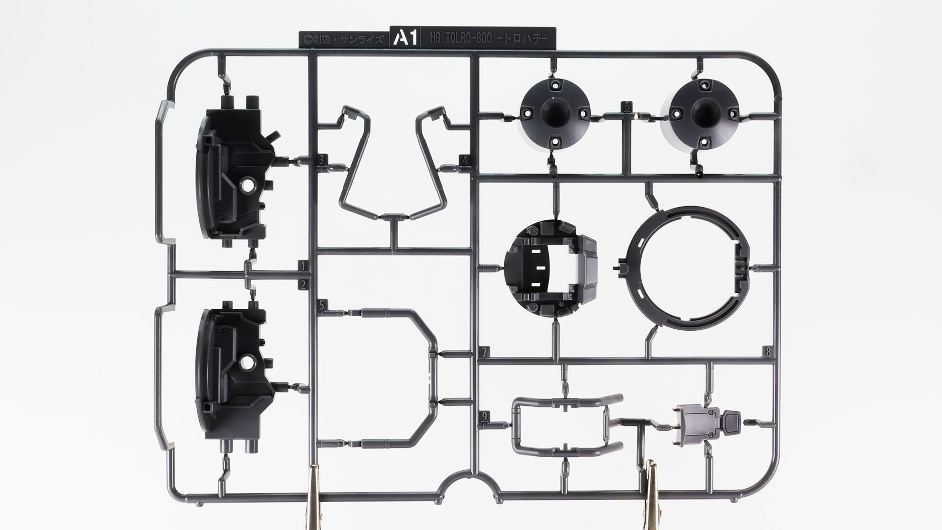 A1：本体フレームやロールバーなど
