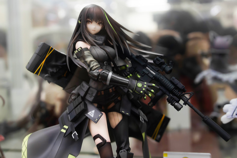 【新品未開封】ドルフロM4A1 MOD3 フィギュア 限定販売】ドールズフロントライン M4A1 MOD3 1/7 完成品