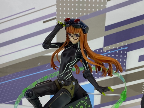 ペルソナ5 ザ・ロイヤル」より高巻杏・新島真の制服姿と佐倉双葉の怪盗