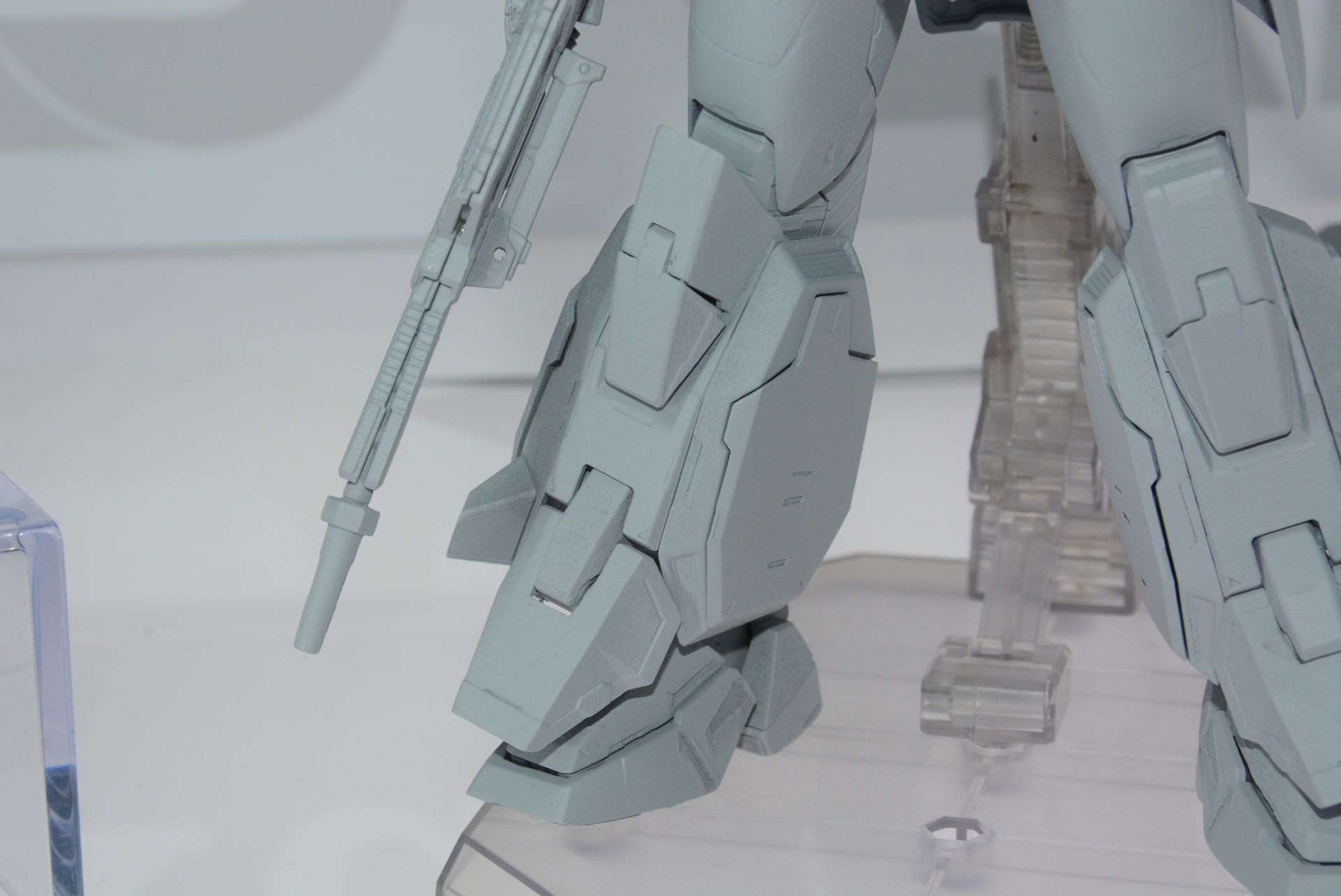 装甲開閉ギミック、可動を重視した関節アレンジ