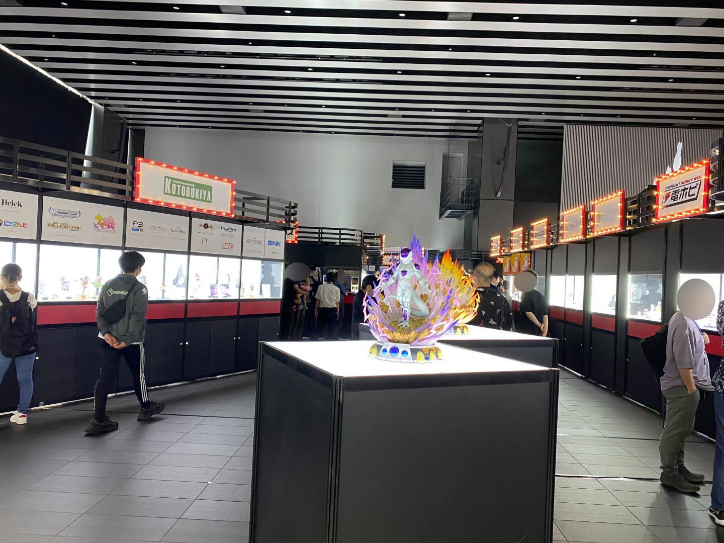 「メガホビEXPO2023 It’s SHOW TIME!!」会場の様子