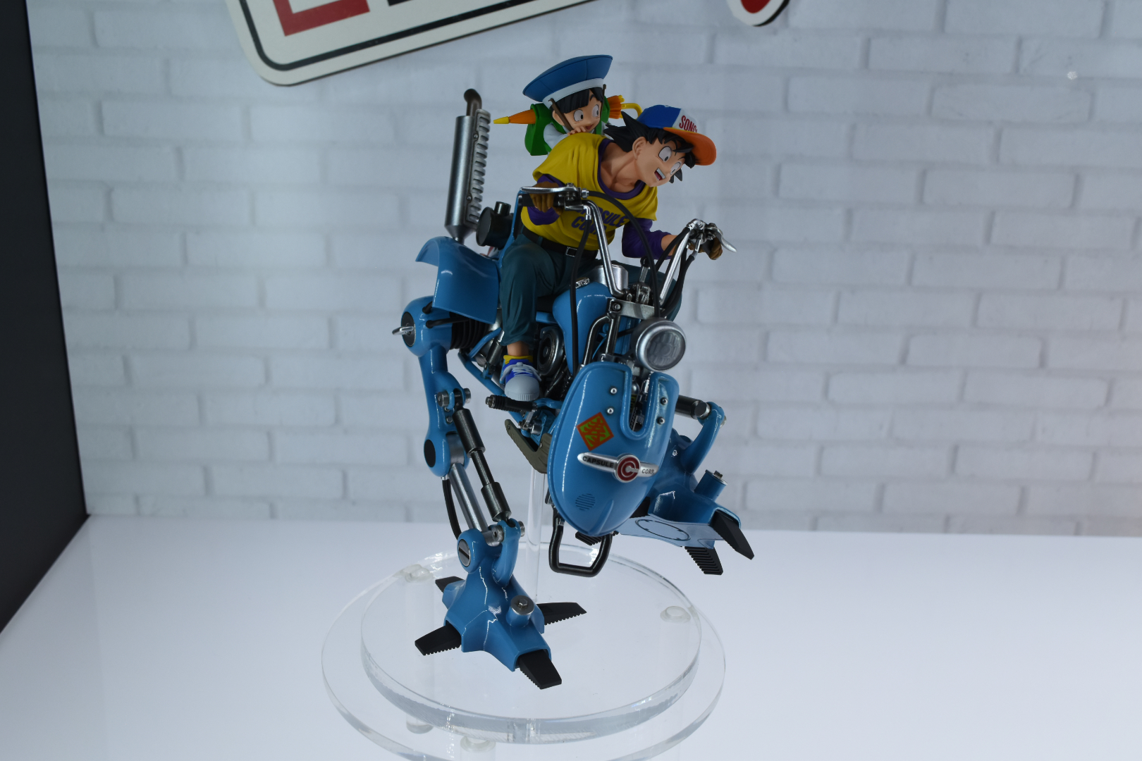 デスクトップリアルマッコイEX ドラゴンボールZ 孫悟空＆悟飯＆二足歩行ロボット