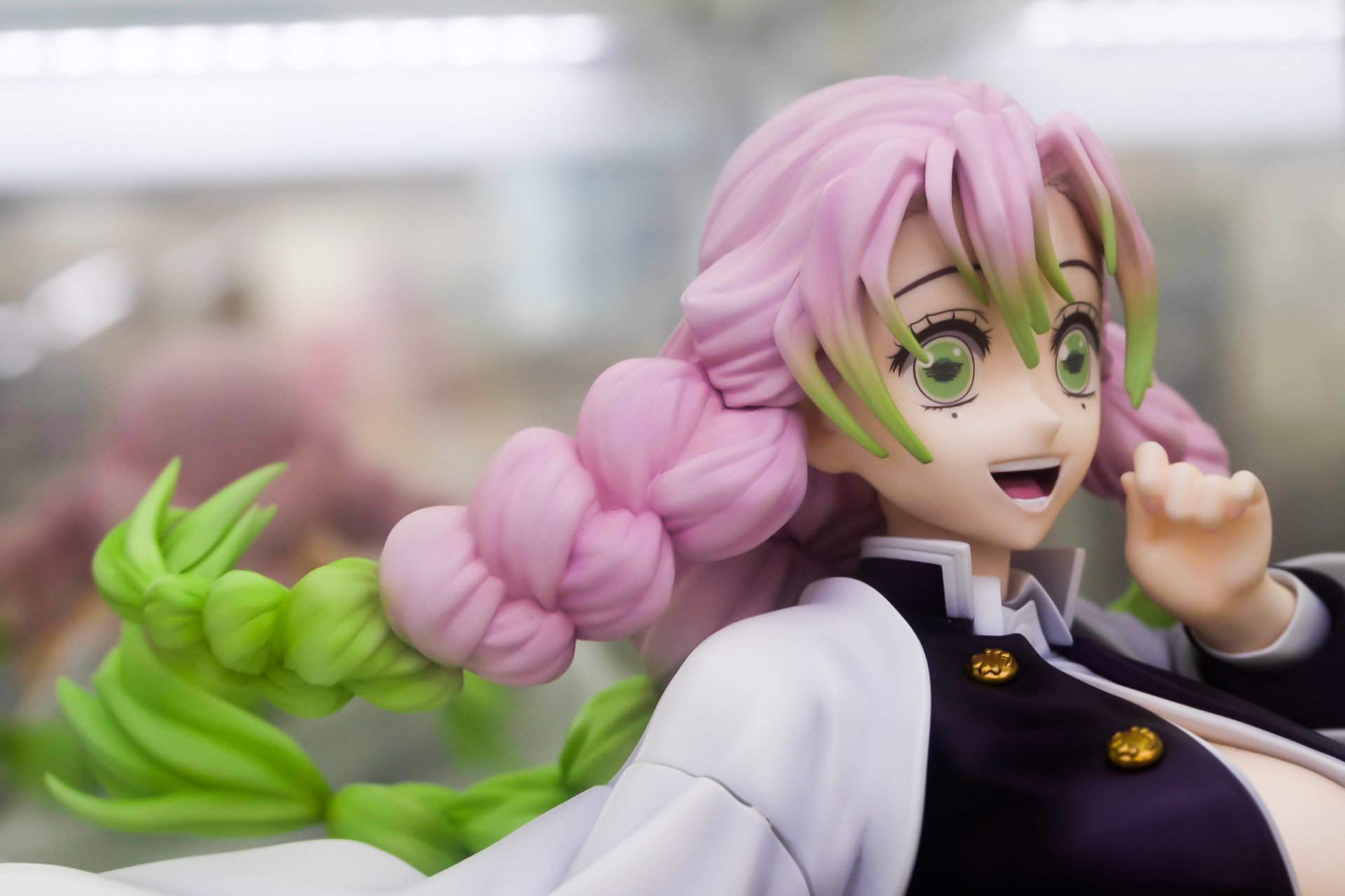 いろいろな角度から眺めることができるのも、フィギュアならではの魅力だ