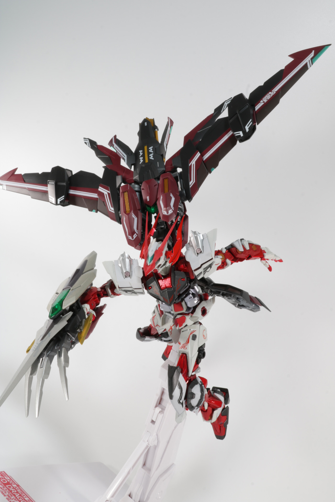 主翼を畳んだ状態でのディスプレイも可能