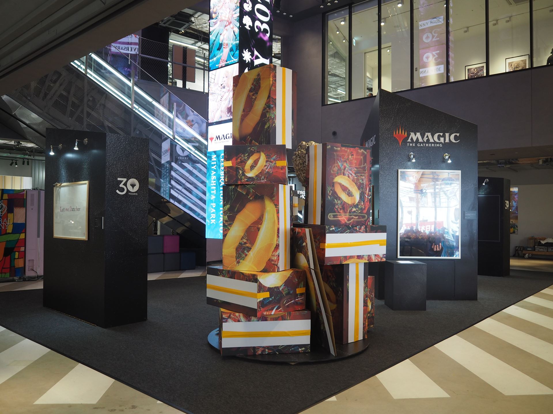 祝祭空間「Celebration Ground」にはさまざまなコラボアートが展示されていた