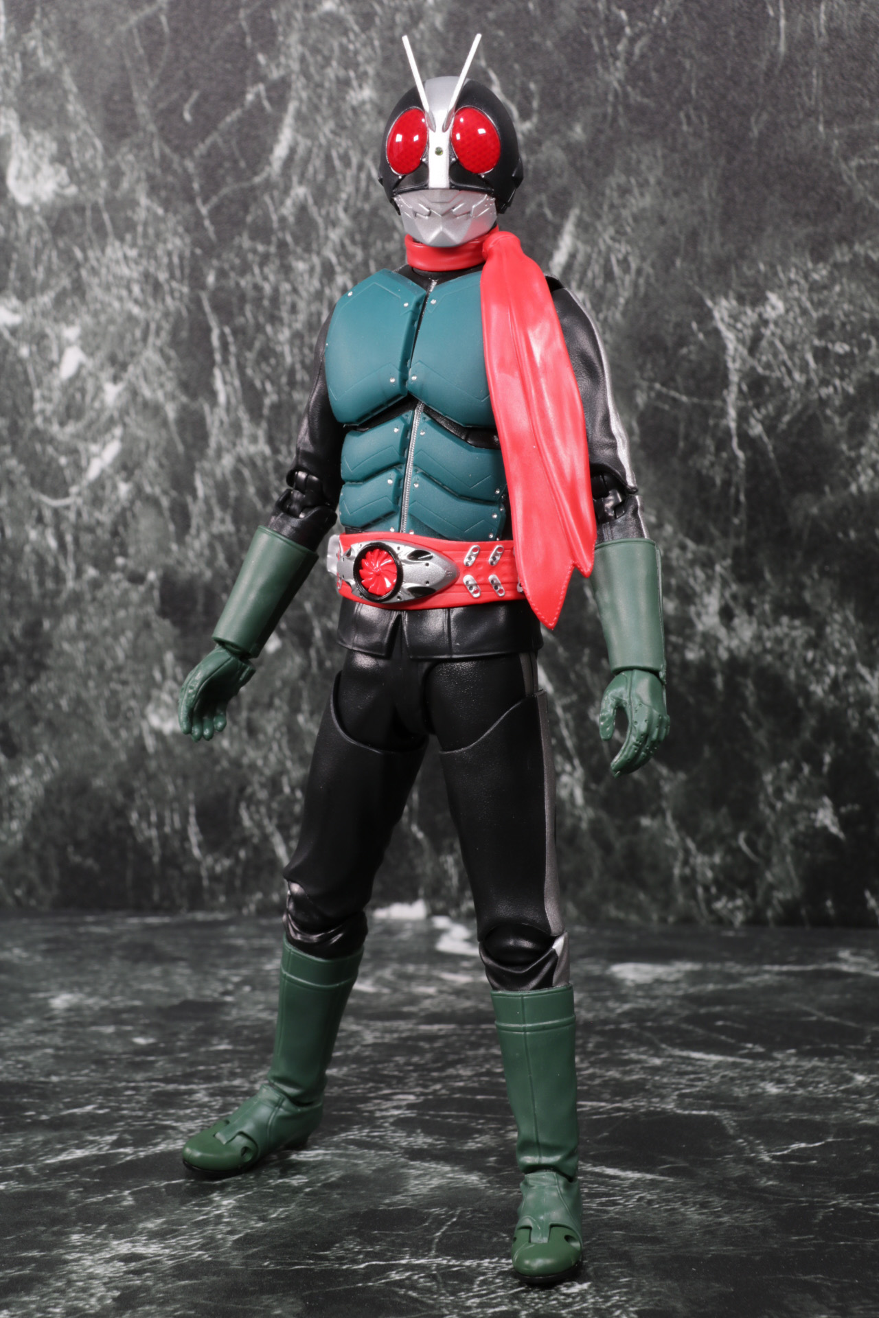 劇中での超新スタイルが再現されている