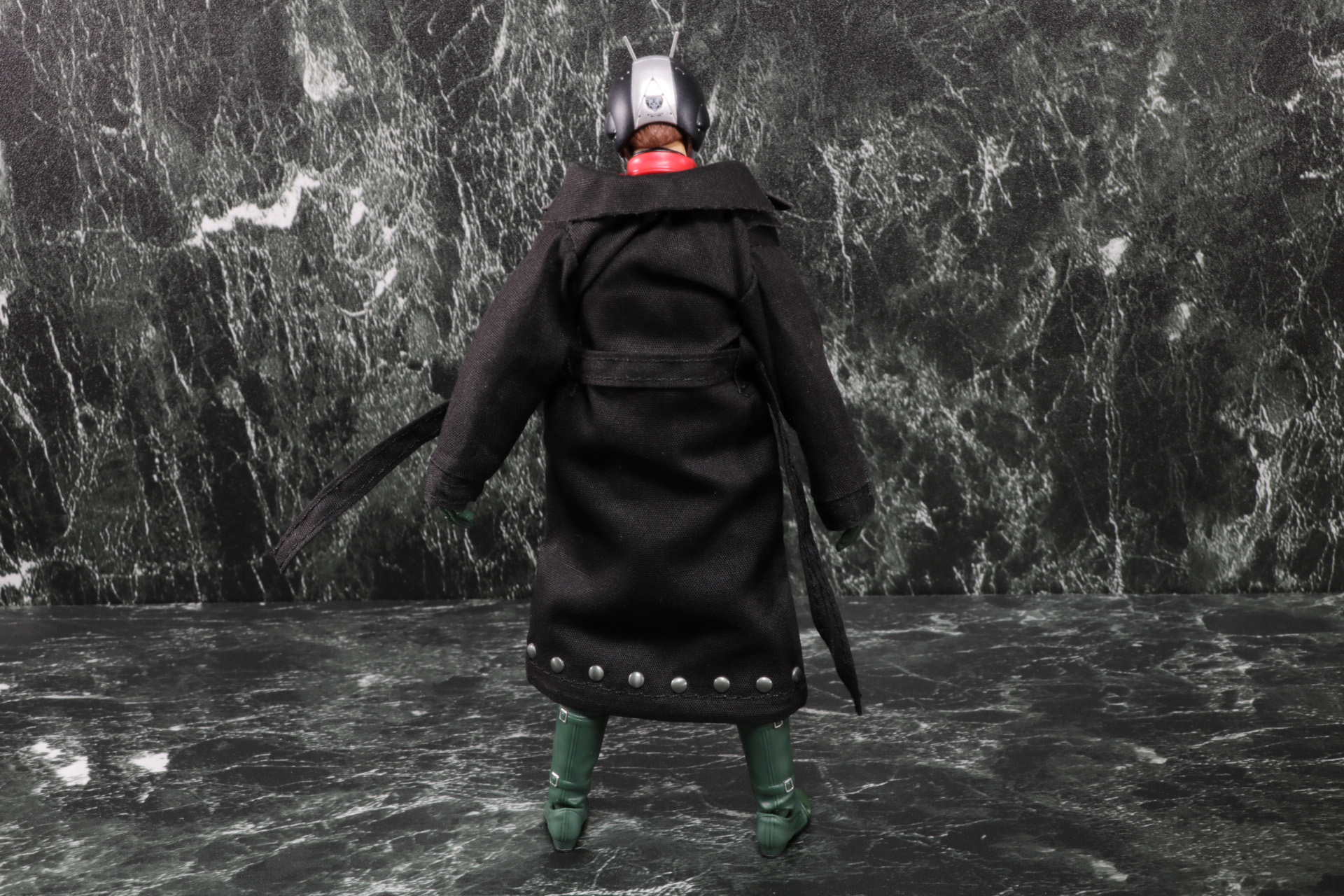 細かいポケットの造形や装飾も再現