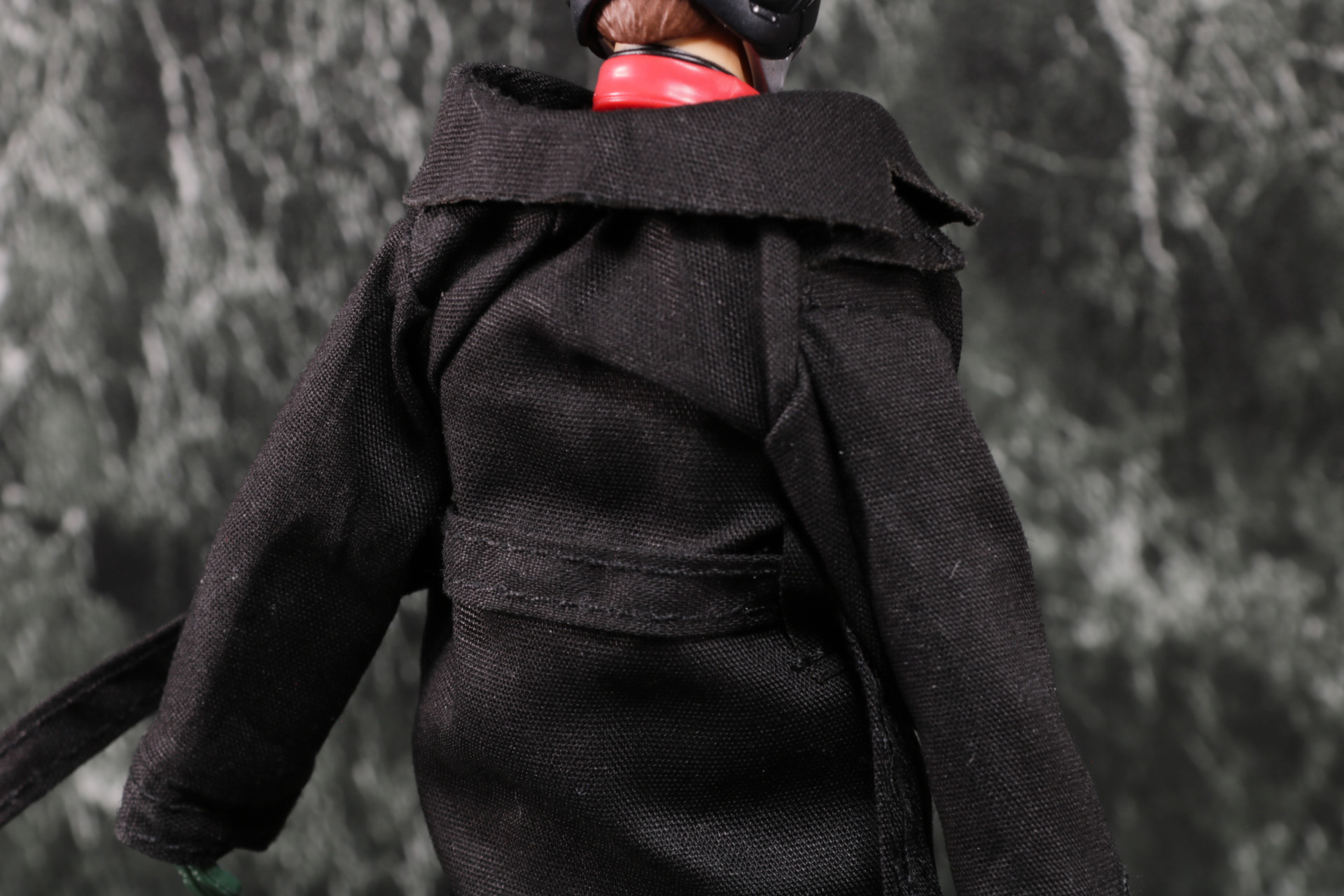 布製だからこその皺の感じが劇中の雰囲気を再現している