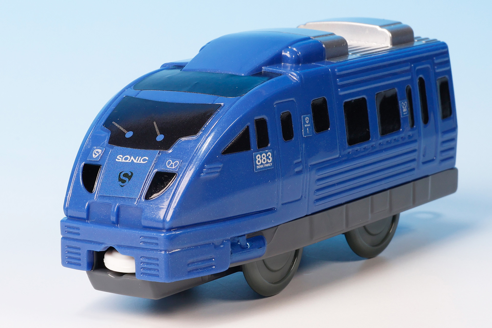 この「JR 九州 883 系ソニック」は、今回がハッピーセット初登場となる