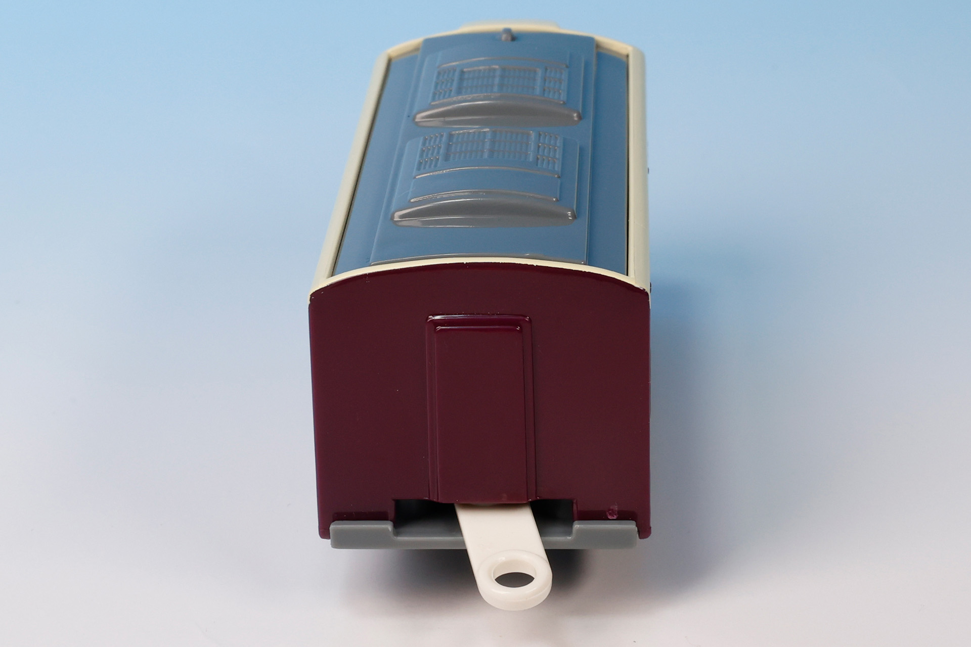 こちらは車両の背面側