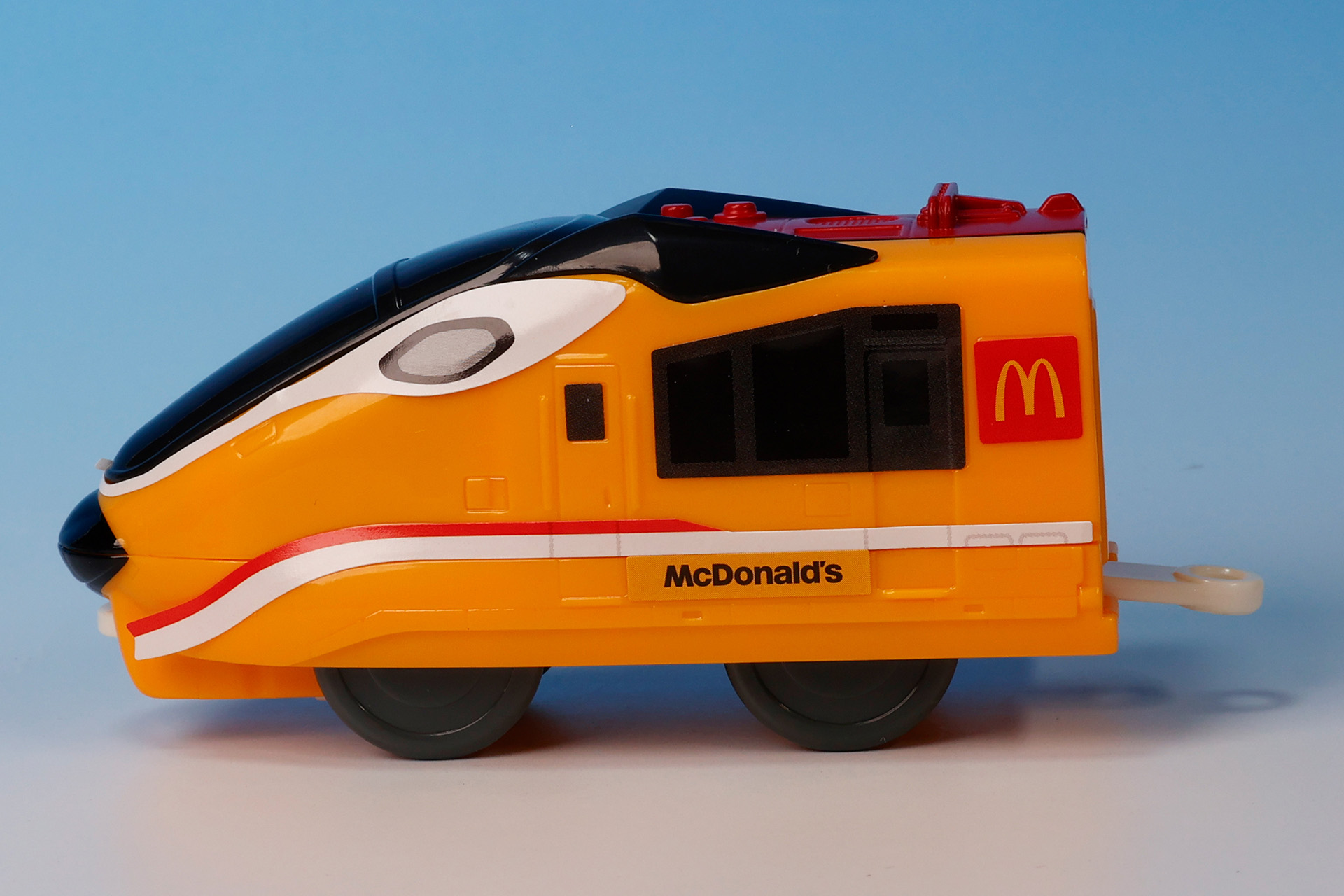 マクドナルドオリジナルのデザインが施されている