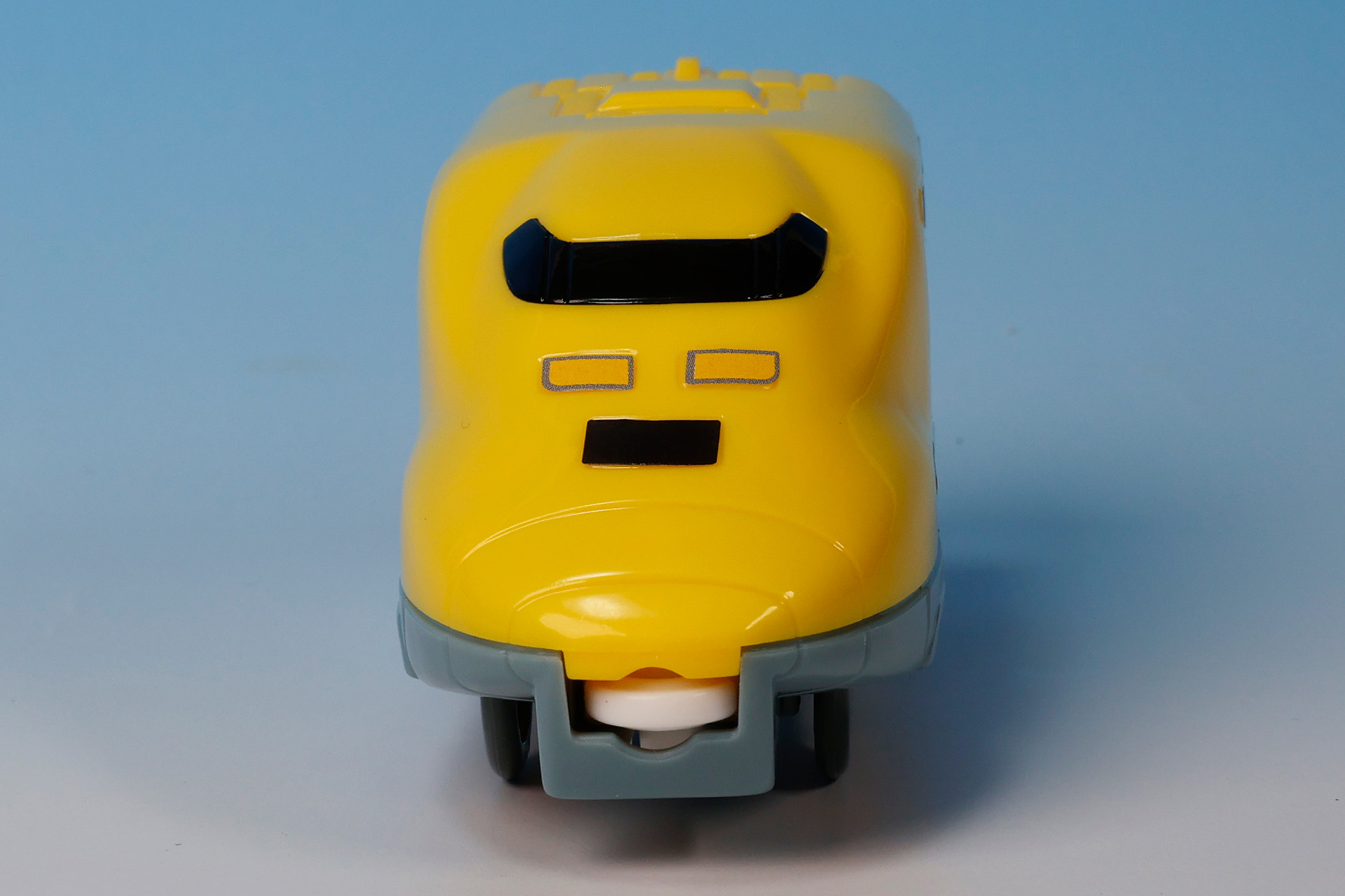 こちらが「923 形ドクターイエロー」のプラレールだ